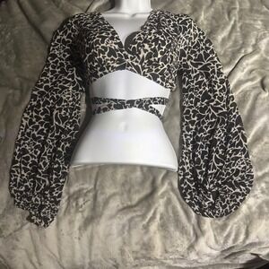 Papaya Heart Print‎ Criss-Cross Wrap Crop Top - Size M